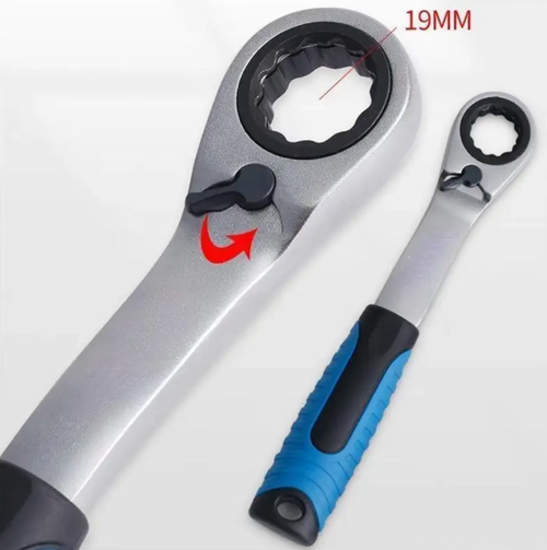 This 17-piece through-hole ratchet sleeve set features a through-hole shaft design, capable of handling slippage and irregular bolts. The double 72-tooth ratchet is highly efficient and effortless to use. The chrome-vanadium steel material is durable and sturdy. The specifications are complete and suitable for various scenarios. When paired with a portable toolbox, it becomes an excellent assistant for auto repair and maintenance.