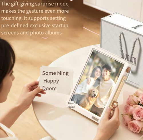 Transparent floating intelligent electronic photo frame, with a retro pixel-style design and a high-definition display, it can cycle through photos, show the current time and weather, and has both the functions of a digital photo album and a clock. It comes with pixel interaction features, is easy to operate, and is a good home accessory that combines both appearance quality and fun. It brings creativity and warmth to your daily space.