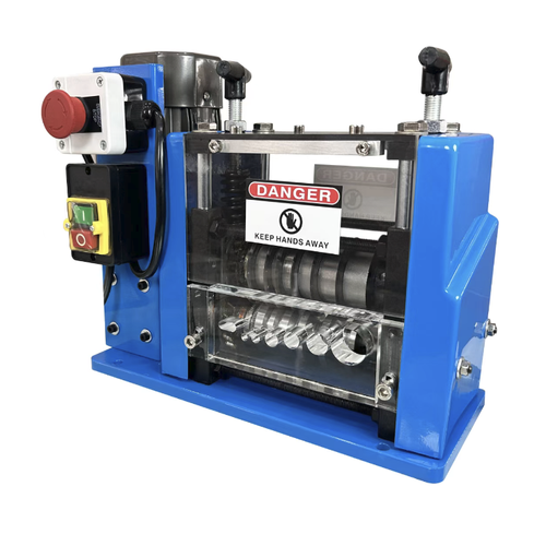 Small electric stripping machine, with multiple hole diameters suitable for various wires and cables, adjustable rollers precisely strip the insulation without damaging the copper core. The all-copper motor automatically feeds the material with high efficiency. The transparent cover combined with the emergency stop switch ensures safety. The machine has a stable structure and is easy to maintain. It is efficient and effortless for waste recycling and electrician wire stripping.