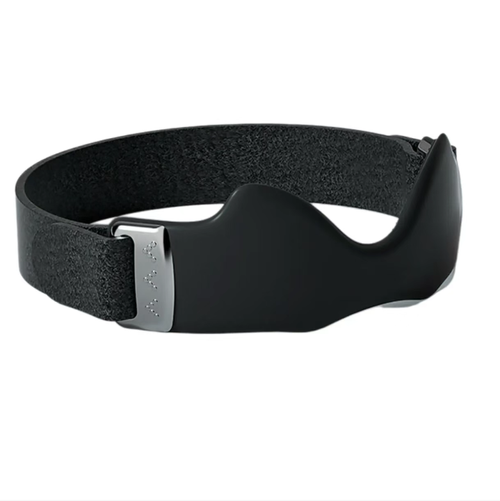 Order today and you will receive 2 pairs of adjustable silicone patellar fixation belts. They feature a wing-shaped support design, providing a firm fixation for the patella and effectively buffering the impact during joint movement. They are lightweight and not hot, suitable for sports such as running, badminton, and cycling. They can relieve knee fatigue and pain, are convenient to carry and easy to clean, making them an ideal knee brace for people who stand for long periods during exercise.