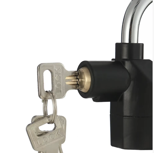 U-shaped vibration alarm lock, with thickened metal lock frame. It triggers a high-decibel alarm upon being tampered with or shaken. It can be opened with a mechanical key. It is suitable for outdoor use and is suitable for protecting electric vehicles, motorcycles, gateways, and storage cabinets. It belongs to an auxiliary security device and can serve as a warning and deterrent. It is recommended to be used in conjunction with other anti-theft methods.