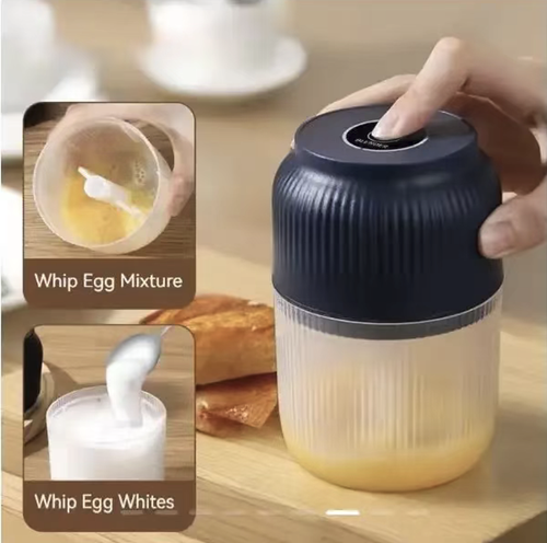 A rechargeable electric garlic grinder equipped with a three-blade stainless steel cutter assembly. The transparent cup body makes it easy to observe the grinding process. It can be used to make garlic paste, baby food, and seasoned vegetables. The machine is portable and easy to store. It is convenient to disassemble and clean. Do not run it without any load. The main unit must not be immersed in water. Handle the cutter head carefully to avoid injury.