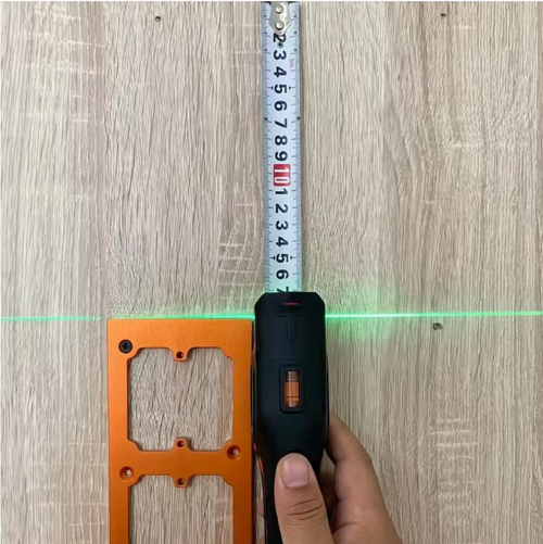 Two-in-One Laser Tape Measure, integrating the functions of a steel tape measure and laser distance measurement, with a level bubble. The steel tape measure is used for contact-based short-distance measurement, while the laser performs non-contact long-distance measurement. The anti-slip body is convenient for handheld use and easy to store and carry. It is suitable for on-site surveying in decoration and woodworking.
