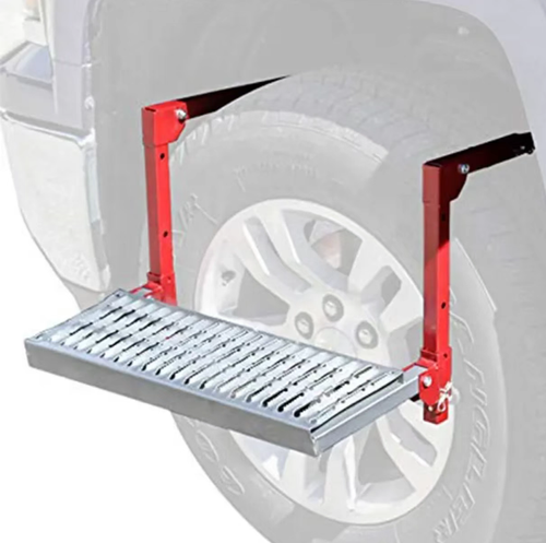 Car tire step foot pedal, by mounting the tire, it enables temporary elevation. It is suitable for SUVs and trucks. The metal frame is combined with anti-slip pedals. It has multiple adjustment levels and supports folding for storage, making it convenient to carry with the vehicle. Before using, it is necessary to confirm that the buckle is securely fastened. It is not allowed to exceed the load capacity and jumping or stepping on it is prohibited.