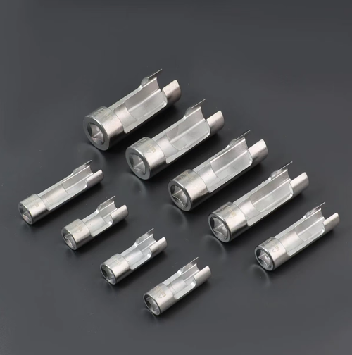 A 9-piece open-ended slot sleeve made of chromium-vanadium steel, featuring multiple size specifications, is suitable for disassembling and assembling oxygen sensors and diesel fuel injectors. The side slot design allows for avoiding the pipeline, and when used with a ratchet wrench, it is suitable for auto repair and maintenance. It is convenient for storage and is suitable for use in repair shops and vehicle maintenance.