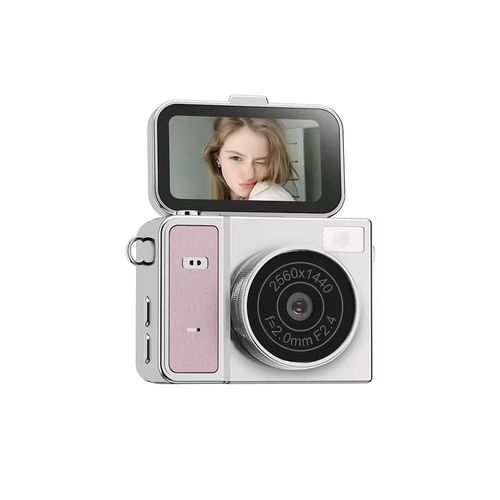 This S162 mini macaron camera features a flip screen for easy self-portrait shooting. It has high-definition quality with a retro CCD texture. Its palm-sized design makes it suitable as a pendant for carrying around. The operation is simple, making it ideal for students to record their campus life. It serves as both a camera and a fashionable accessory, effortlessly capturing the beautiful moments of daily life.