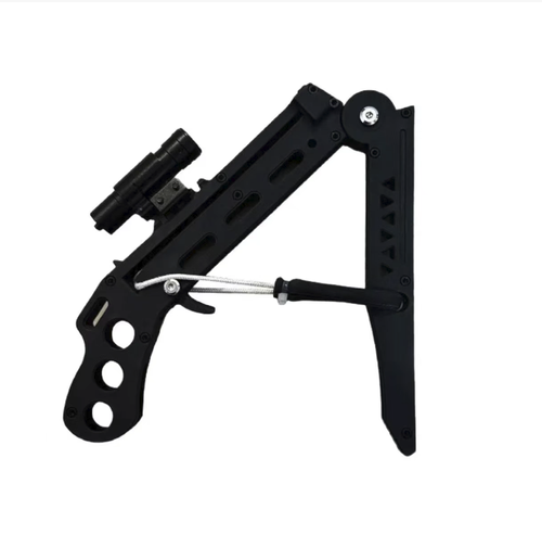 This foldable outdoor leisure equipment can be folded for storage, is portable and easy to carry. The rotating shaft is stable and the grip is comfortable. It is suitable for leisure exercises in open areas. When using, stay away from crowds and follow relevant regulations. It is only for adult outdoor fun experiences. Store it in a place out of children's reach for daily use, and avoid allowing children to play with it alone.