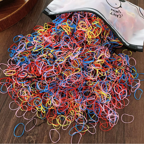 Popular small, disposable rubber bands for children—perfect for tying hair.