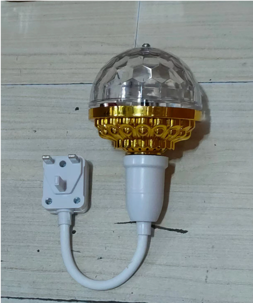 Colorful Rotating Magic Ball Light Bulb Mini Projection Lamp Party DJ Disco Ball Home Party KTV Disco Ball Light Dance