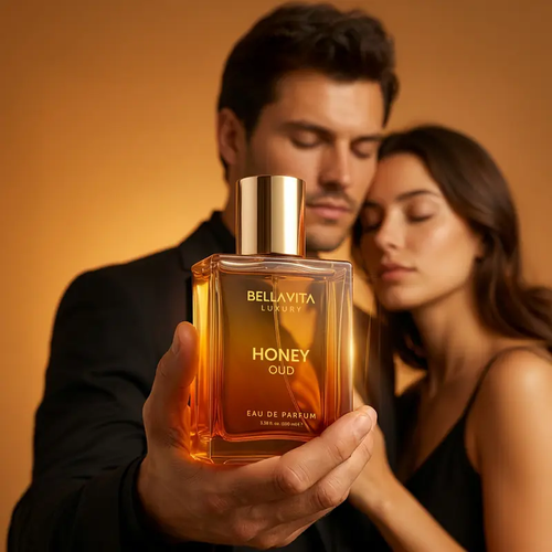 Bella Vita Luxury's Honey Oud  Eau de Parfum 100ml (3.4 fl oz)  Patchouli, Vanilla, Bergamot  Floral & Spicy  Made with Clean & Vegan Essentials Oils  Cruelty Free Fragrance Perfume