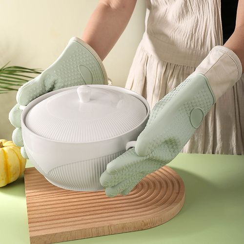 Hot Sale Silicone Cotton Double Layer Heat Resistant Gloves Kitchen Oven Microwave Oven Gloves