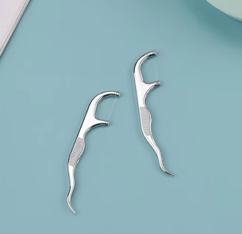 Stainless Steel Dental Floss - Exquisite Oral Care, Keep Clean Anytime, Anywhere Includes 50m of dental floss.