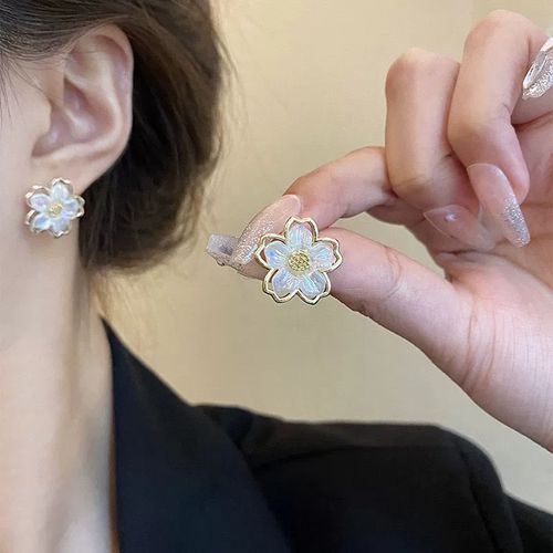 Korean Fashion Resin Flower Stud Earrings Temperament Beautiful Small Flower Ear Stud Jewelry Sweet Girl Women's Accessories
