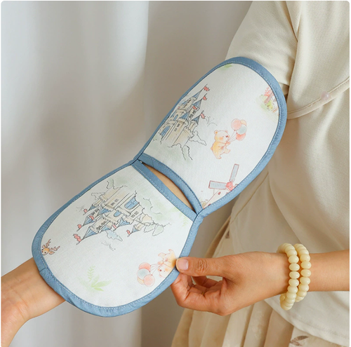 Baby Arm Cooling Mat, Ice Silk Arm Pillow, Baby Carrier for Holding the Baby, Summer Newborn Breastfeeding Baby Arm Sleeve——_two per set