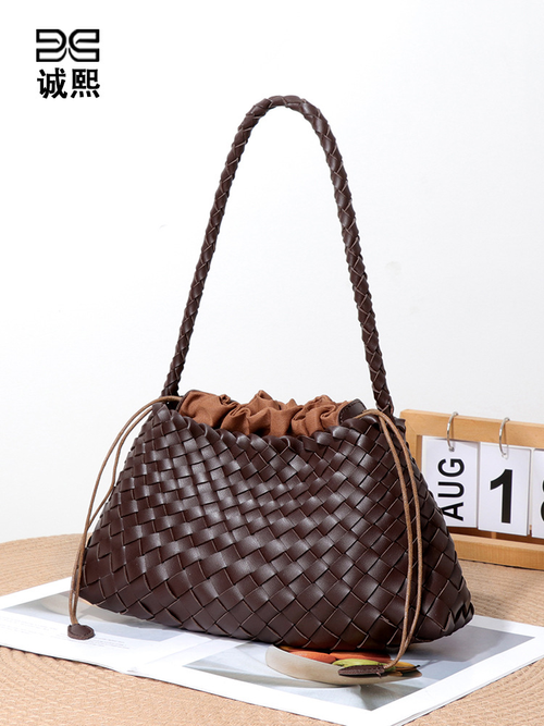 2025New Women Summer Woven Shoulder Bags for Ladies Casual Braided Tote Hand Bag with Drawstring Purse for Holiday Beach