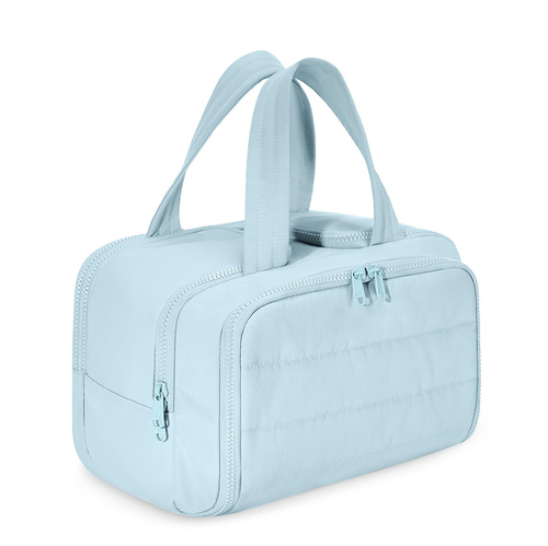 Large capacity cosmetic bag, convenient tote bag, fluffy large size with wide opening.