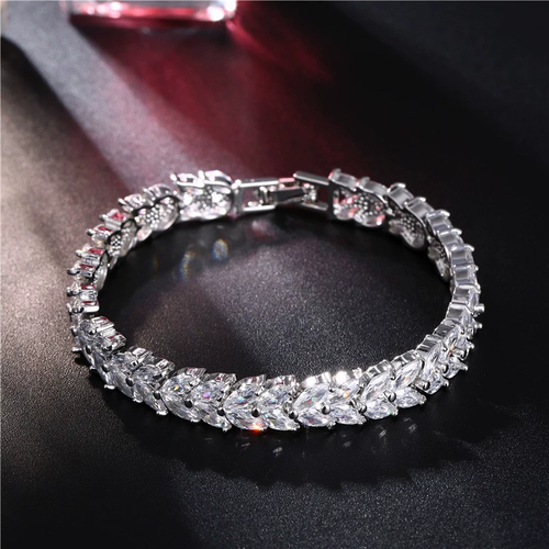 2025New Silver Cubic Zirconia Bracelet Fashion Charm Jewelry for Women