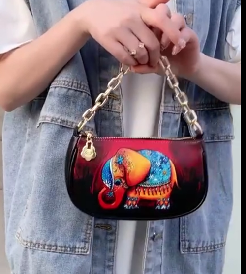 2025new style painted women's shoulder bag mini cartoon zipper small square bag translated into English