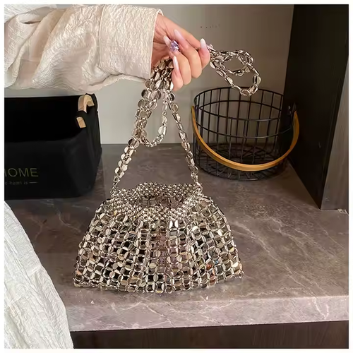 Wholesale New Fashion Hollow Out Mini Purses Handbag One Shoulder Crossbody Bags Trendy for Women Summer Beach Holiday