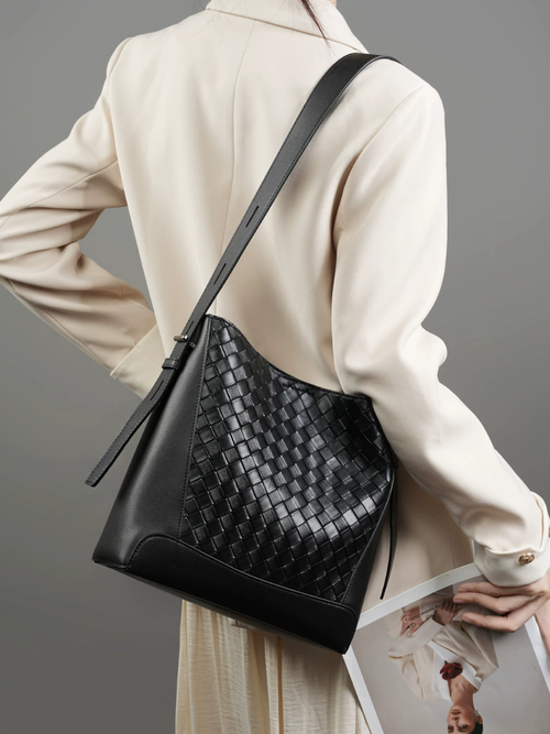 2025New Soft Durable Genuine Leather Crossbody Shoulder Bag for Women Hand-Woven New Style Tote Large Capacity Eco-Friendly Lightweigh