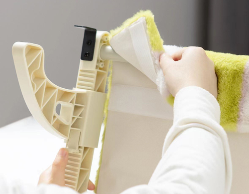 Easy to Assemble Plastic Pet Hanging Beds Cat Sunny Window Seat Cat Window Beside Bed Perch Hammock with Cushion Cover