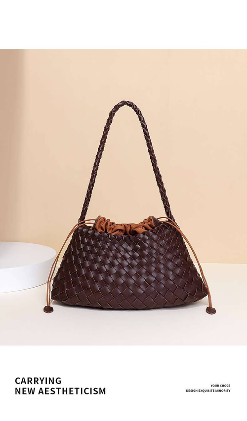 2025New Women Summer Woven Shoulder Bags for Ladies Casual Braided Tote Hand Bag with Drawstring Purse for Holiday Beach