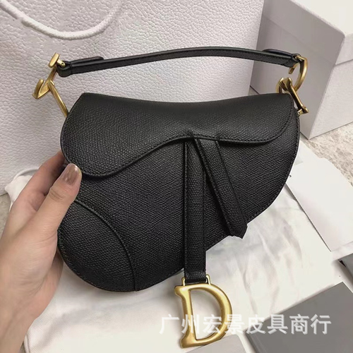 Women's High-End Luxury PU Leather Cross-Body Saddle Bag Portable One-Shoulder Versatile Design Stylish Trendy