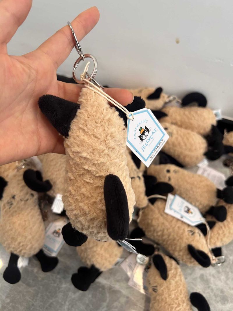 Amuseables Peanut Cat Outfit