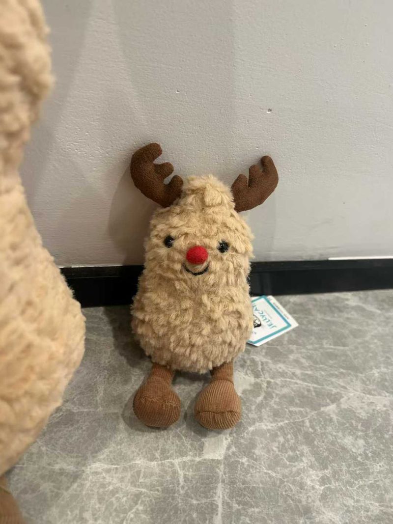 Amuseables Peanut Reindeer