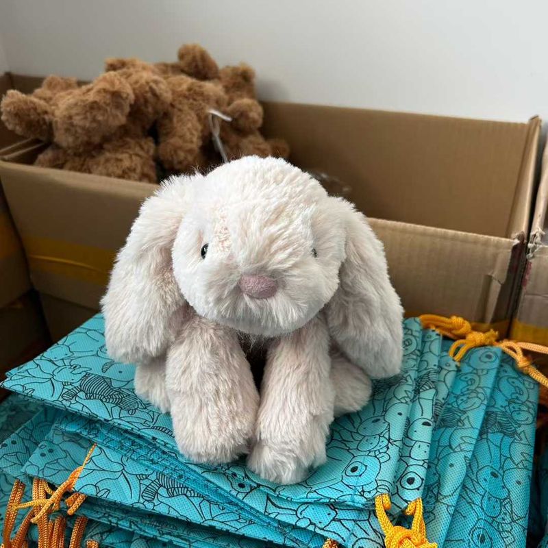 Smudge Rabbit - Medium