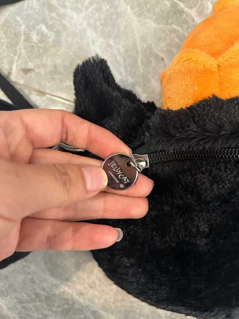 Jellycat Bag & Bag Charm