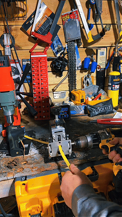 Manual & Electric Operable Wire Stripping Machine, Quick-Change Blade Wire Stripper, Cable Strippers, Heavy-Duty Specialty Metal Hand Tool for Scrap Cable Stripping & Cutting