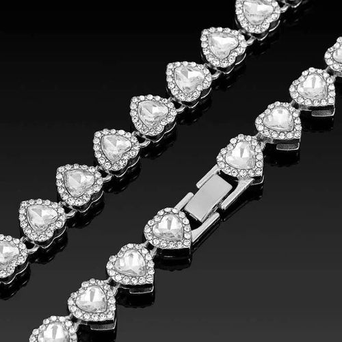 2pcs Set Heart Shaped Cuban Chain Necklace Set &,Hip Hop Style Choker Set,Luxurious Jewelry Set for Valentine's Day Gifts, Birthday,Everyday & Party Wear, for Teenager