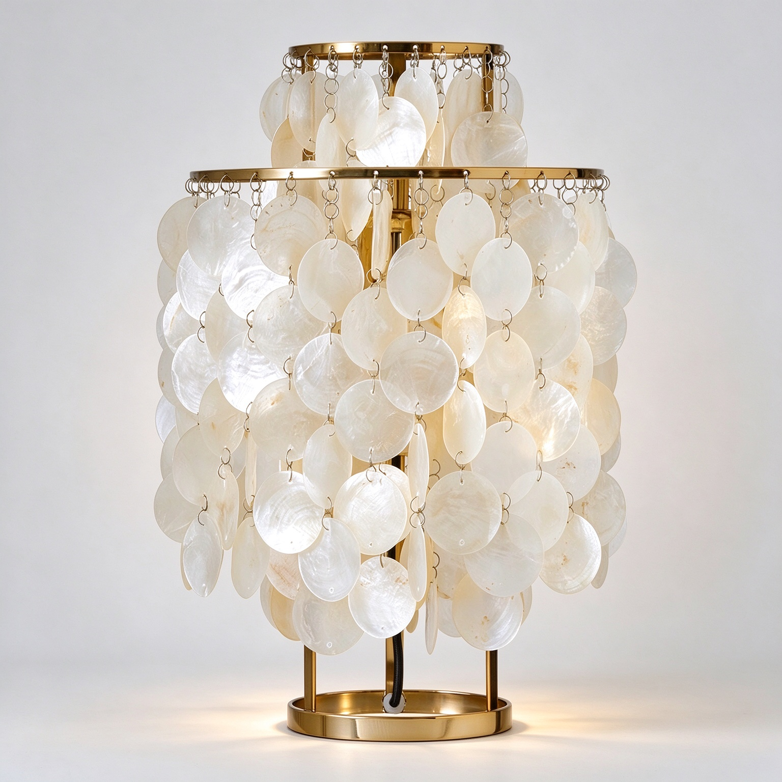 Wind Chime-Inspired Shell Table Lamp