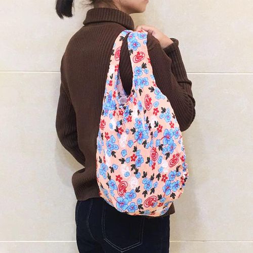 Eco-Friendly Foldable Grocery Bag – Spacious & Reusable for Every Run（The style is random.）