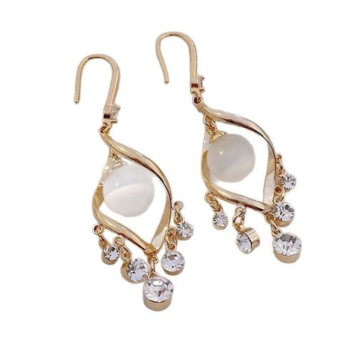 Vintage Cat's Eye Earrings - Sparkle with Timeless Elegance