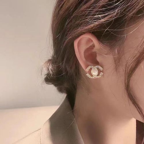 Chic Double C Pearl Stud Earrings | Minimalist Luxury for Timeless Elegance