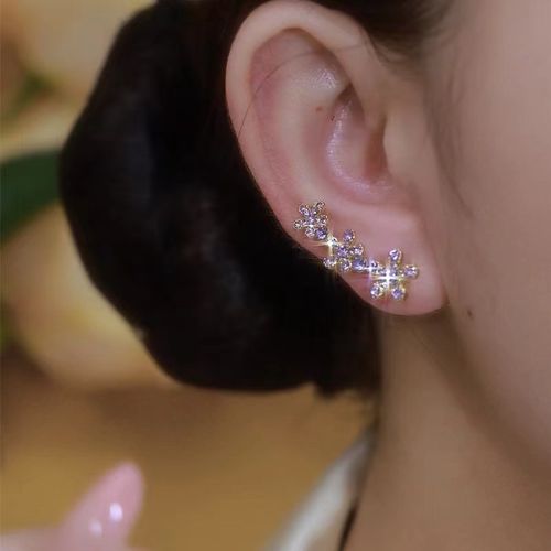 Sparkling Purple Zircon Flower Ear Cuff - Chic Minimalist Elegance for Every Outfit