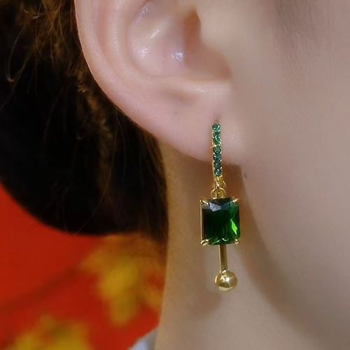 Elevate Your Style with New Emerald Square Zircon Huggie Earrings