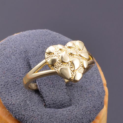 women heart nugget ring