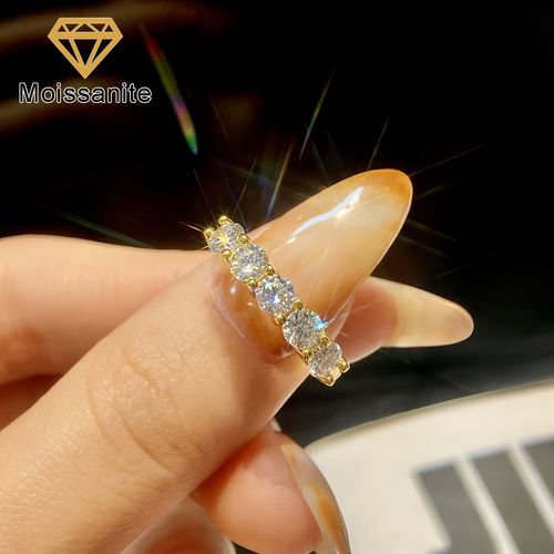 Five moissanite rings