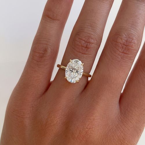 ✨Pigeon egg⚜️ imitation diamond ring💎