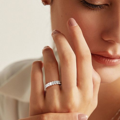 ✨ Oval Cut Full Eternity Zircon band Ring💎