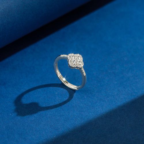 Gold-plated High Craftsmanship Copper Zircon Women's Lucky Ring Bursts with Excitement, Wedding Engagement Anniversary Gift