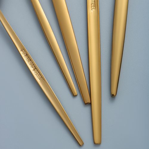 30 piece set of golden tableware