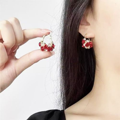 New style red rose flower basket ear clips, fashionable, exquisite, high-end and stylish earrings, temperament-enhancing and face-slimming ear accessories
