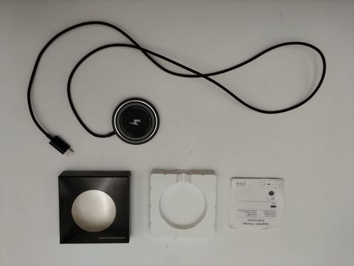 Magsafe magnetic wireless charger suitable for Apple mobile phone 15W wireless fast charging two-in-one interface round