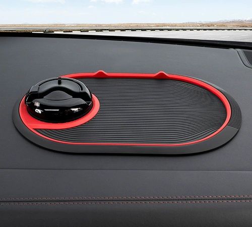 Multifunctional 4-in-1 car phone anti-slip mat, so practical! You deserve a car holder.