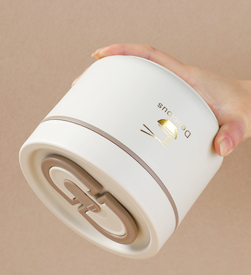 A set of four 304 stainless steel insulated lunch boxes with insulated bags, leak-proof and airtight, and microwave-safe.