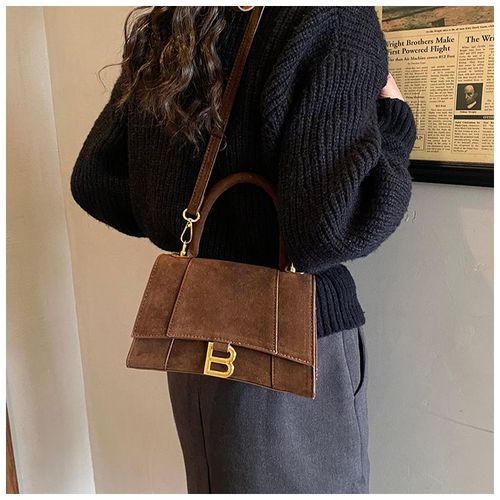 High-quality textured bag, matte finish, versatile single-shoulder, cross-body, and hand-held hourglass-shaped women's bag.